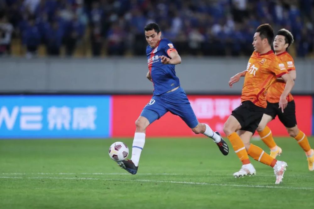 Karsa连续十二场比赛得分超过比赛局势复杂，法国队不断突破！比赛高潮迭起的简单介绍