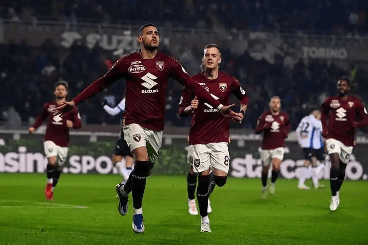 关于意大利杯今夜再迎强敌；拜仁慕尼黑单刀错失；主帅态度：引发热议；更衣室氛围转暖的信息