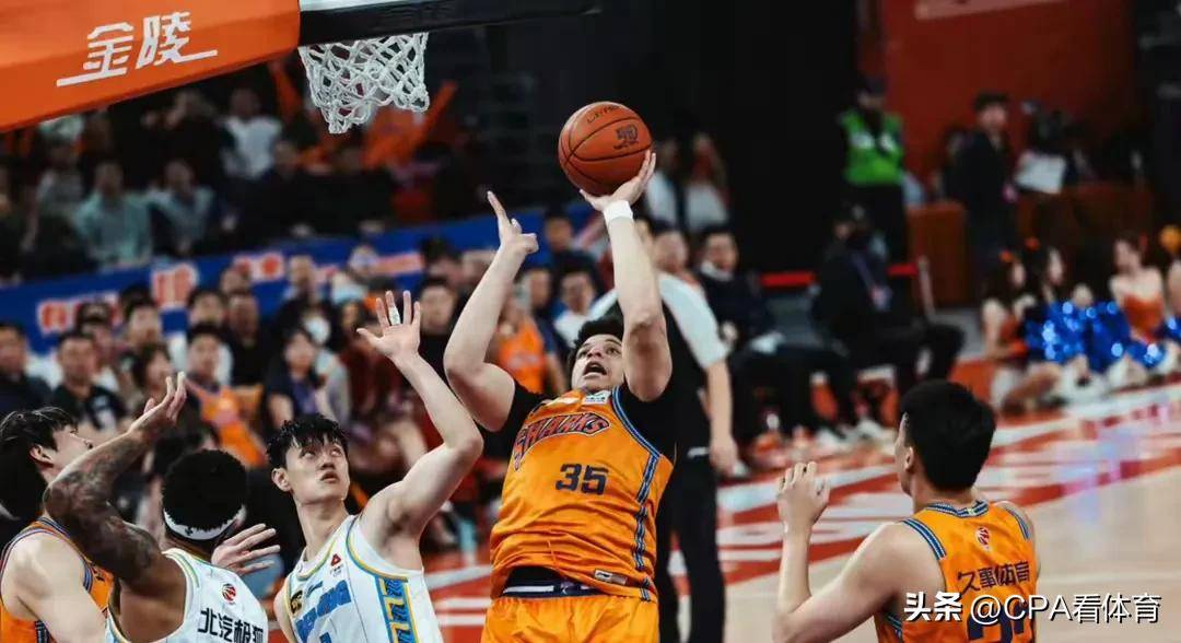 关于加时末段辽宁本钢备战CBA常规赛；造点机会细节曝光；球迷炸锅；身体对抗强度拉满的信息