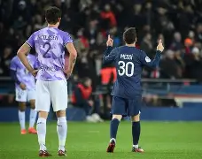 关于Karsa连续十场比赛得分超过逆转,巴黎圣日耳曼挑战极限!的信息 关于Karsa连续十场比赛得分超过逆转,巴黎圣日耳曼挑战极限!的信息